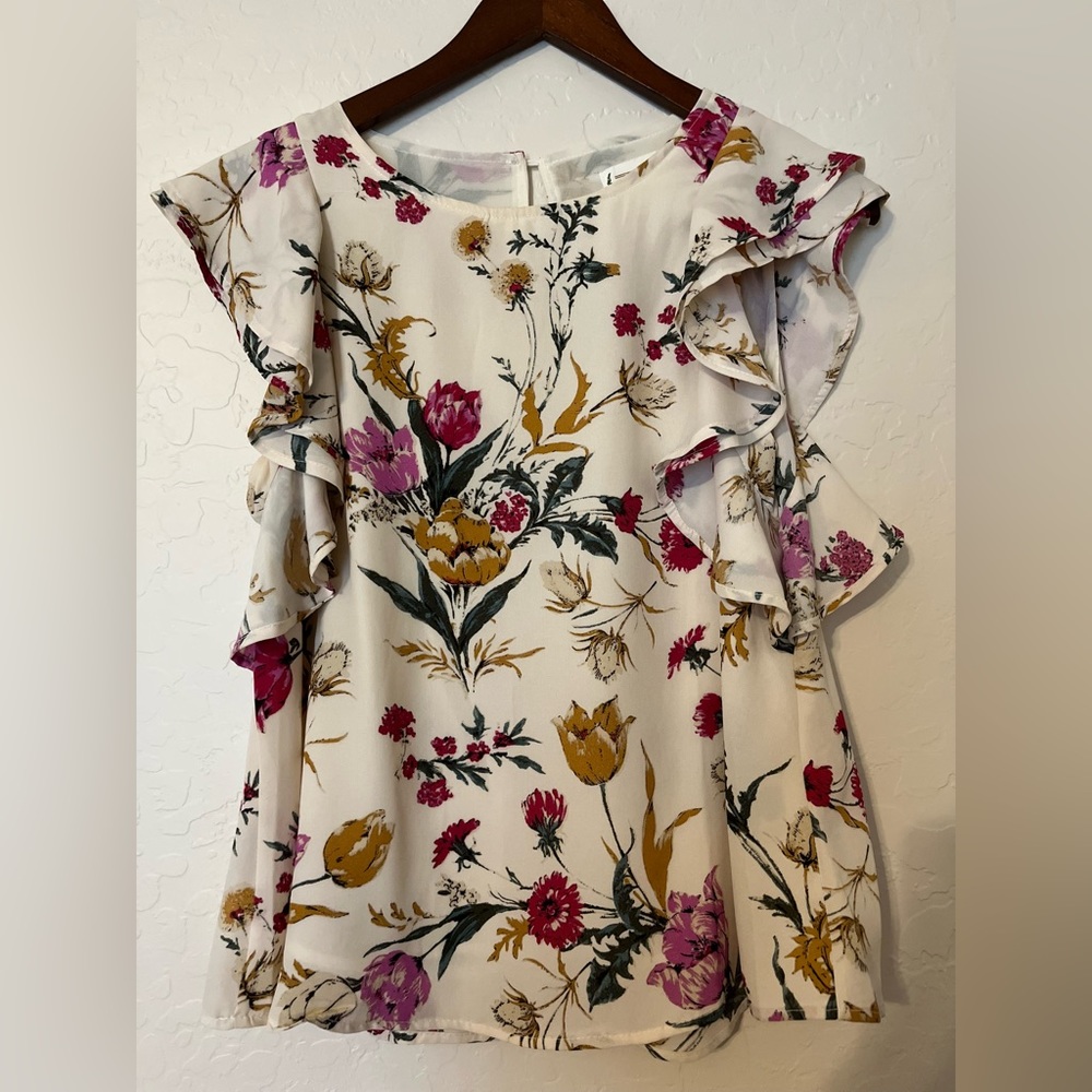 Floral ruffle sleeve tank